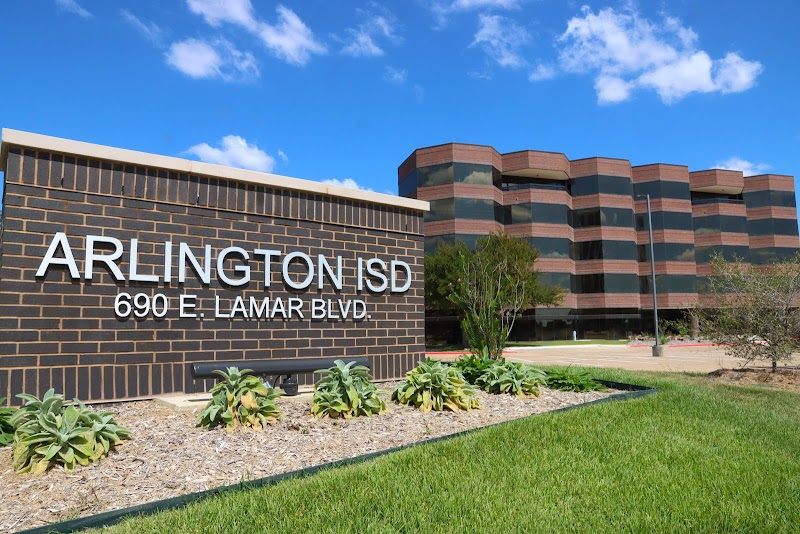 Country Day School of Arlington-Montessori campus