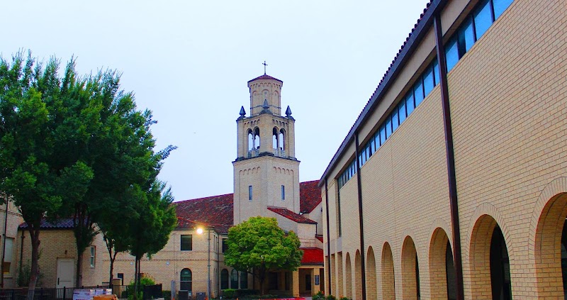 Holy Trinity Catholic School - Dallas campus